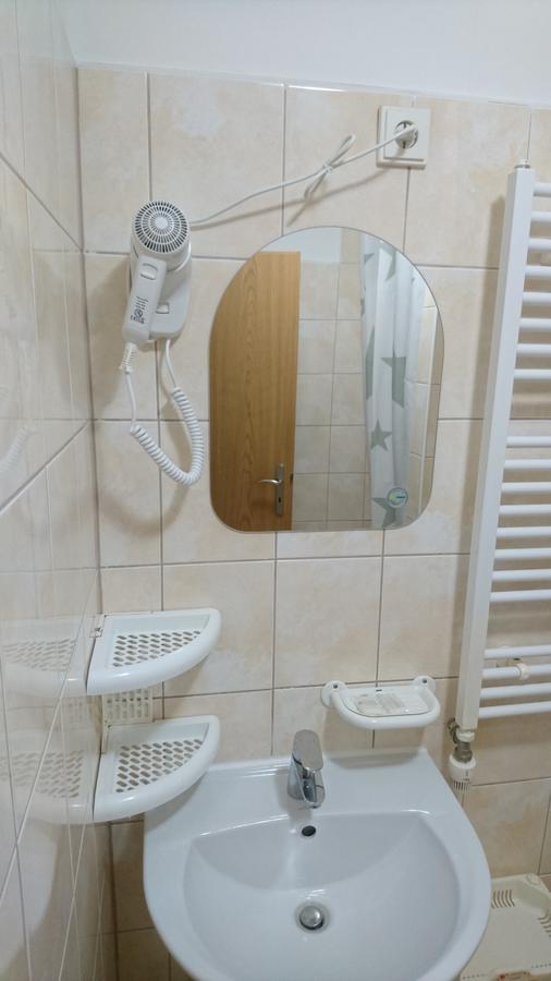 Pension Rybarska Basta Jablonec nad Nisou Buitenkant foto